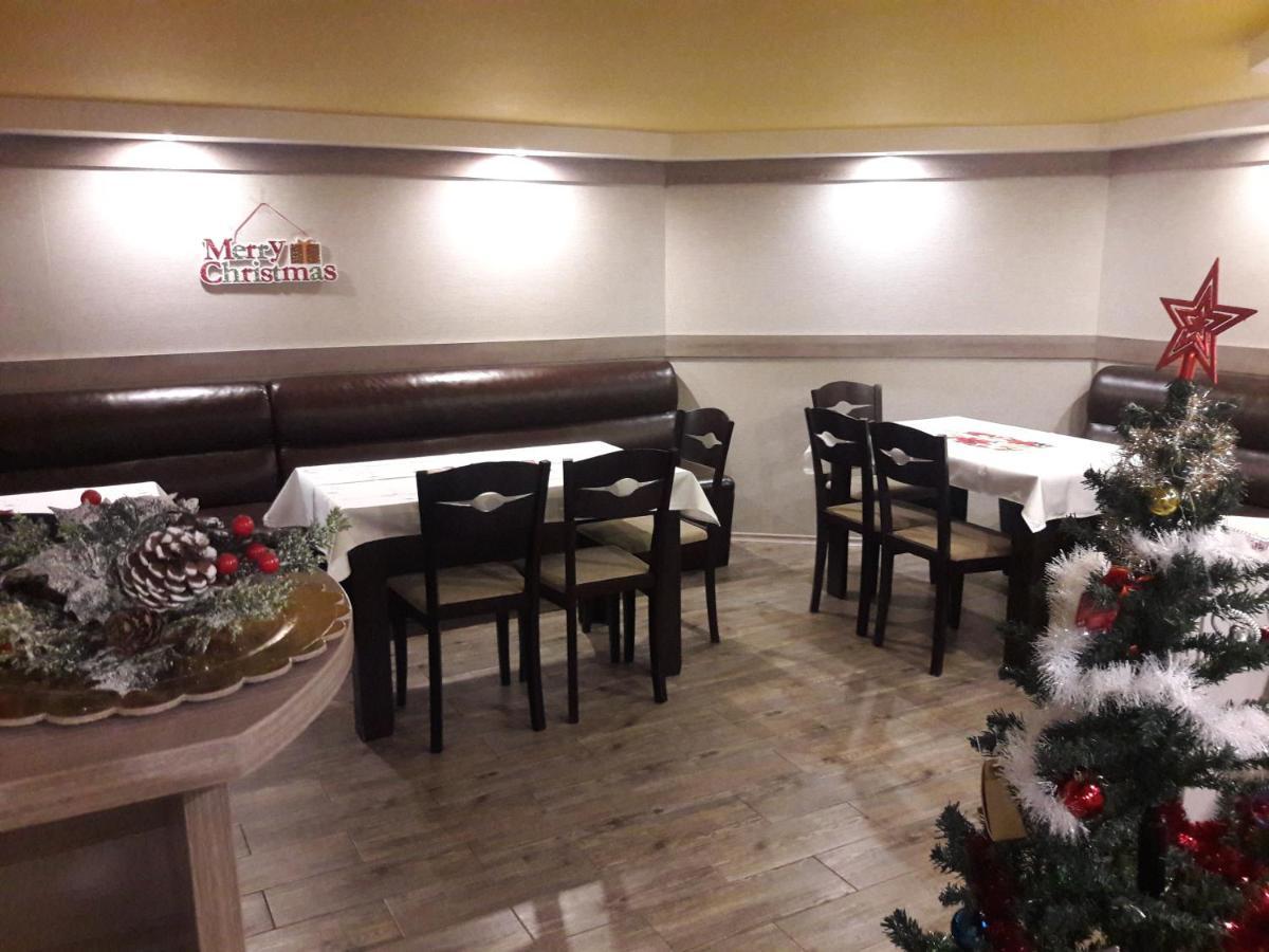 Hotel Advel Guest Hous Madzhare Esterno foto