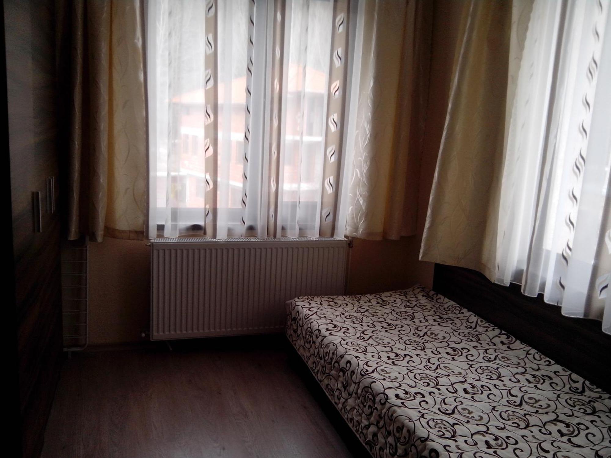 Hotel Advel Guest Hous Madzhare Esterno foto