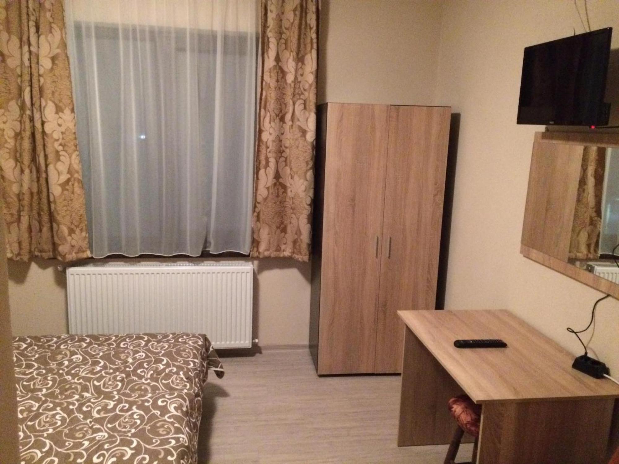 Hotel Advel Guest Hous Madzhare Esterno foto
