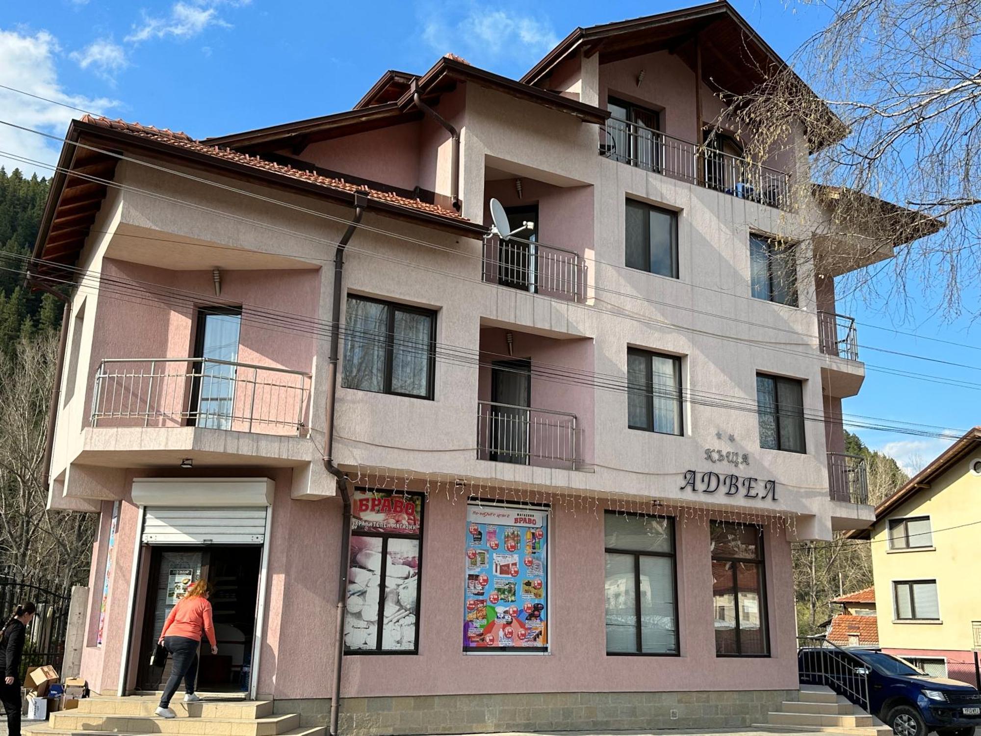 Hotel Advel Guest Hous Madzhare Esterno foto